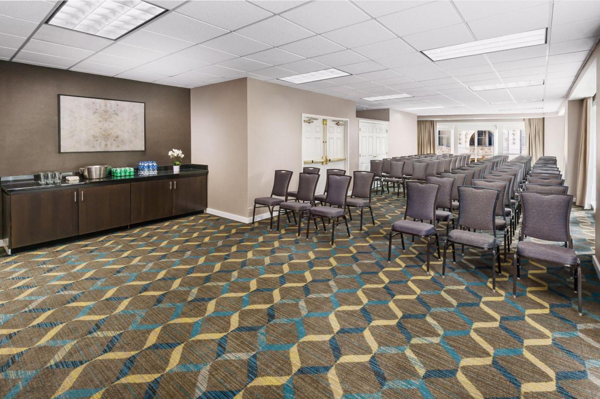 Residence Inn Atlanta Downtown Екстериор снимка