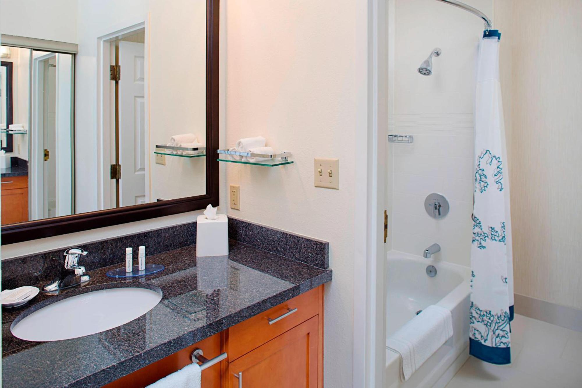 Residence Inn Atlanta Downtown Екстериор снимка